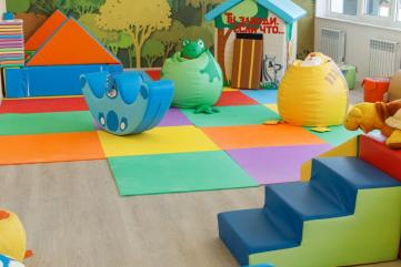 Комната для игр детей в гостинице Эмилия в Николаевке в Крыму