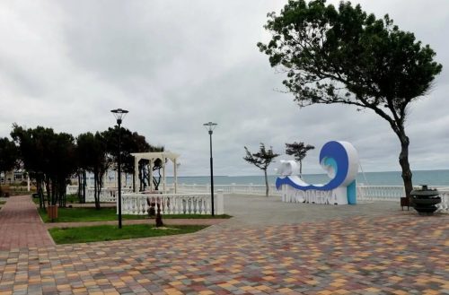 Отдых в Николаевке недорого otdih nikolaevka krym - Отель Эмилия в Николаевке Набережная Николаевки в Крыму